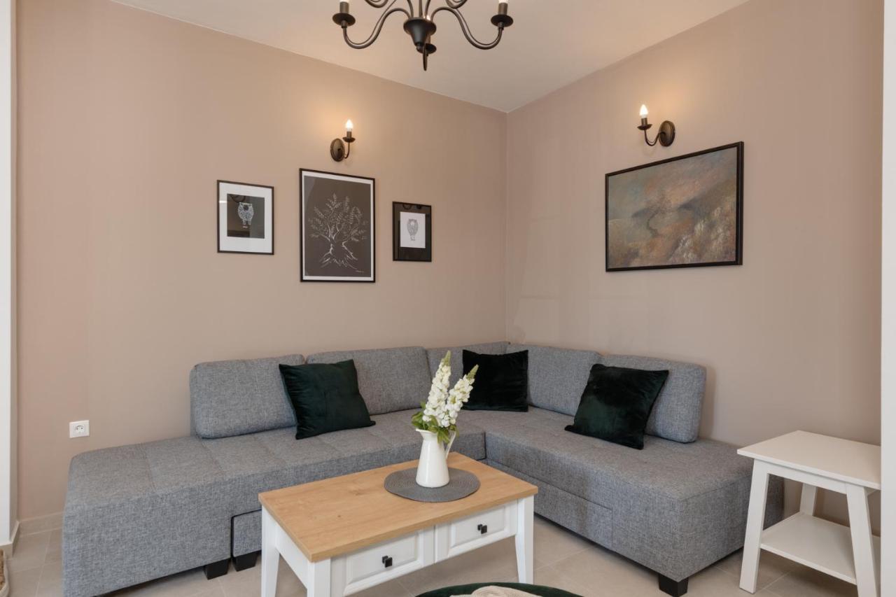 נין Villa Mediterra Prima מראה חיצוני תמונה